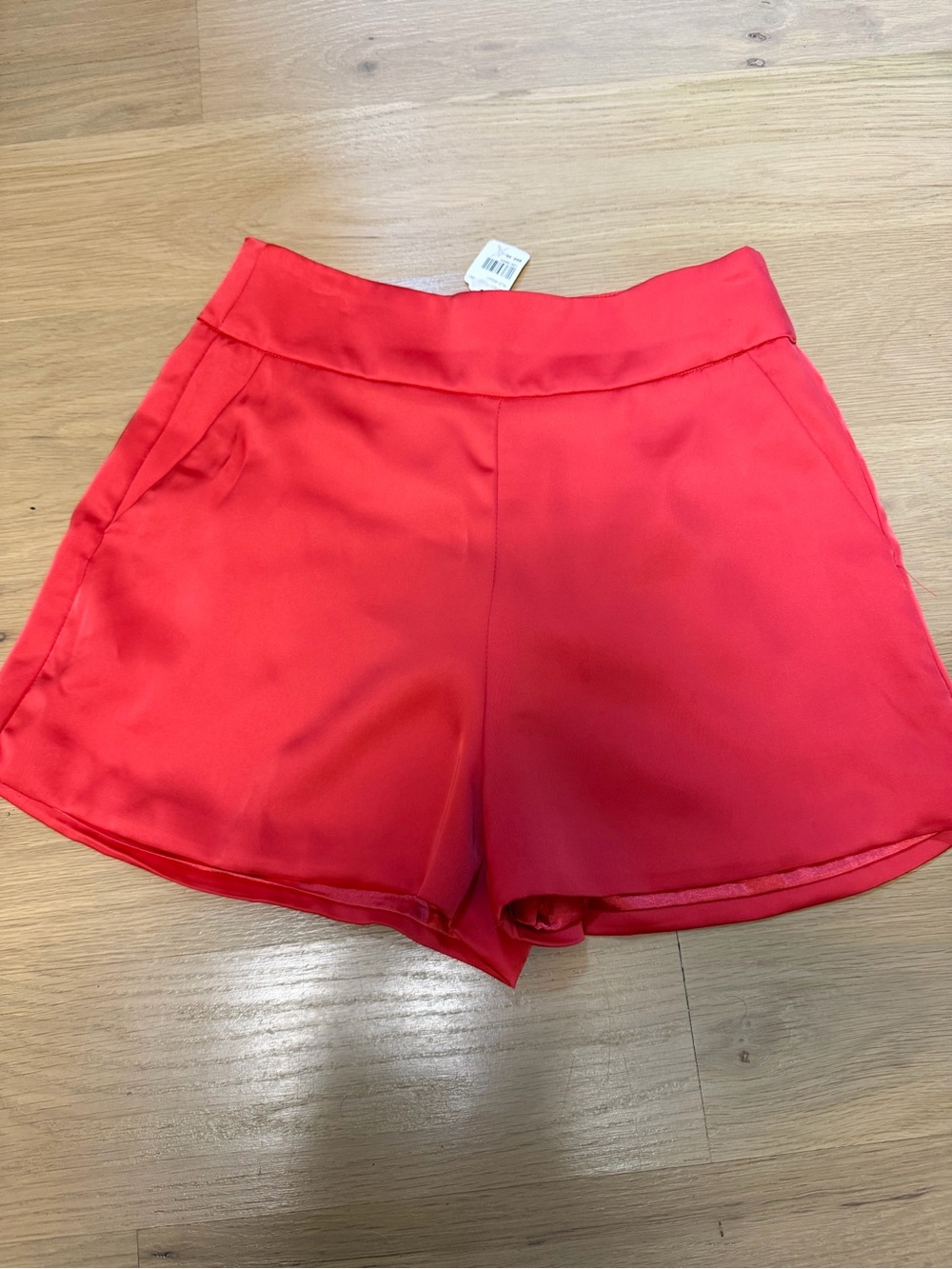 High-Waist Red Women's Shorts with Side Pockets